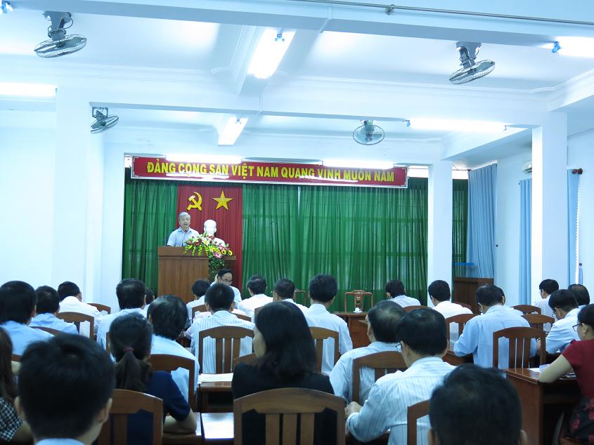 BSCKII  Lê Quang Hùng   Giám đốc Sở Y tế phát biểu chỉ đạo trong Hội nghị