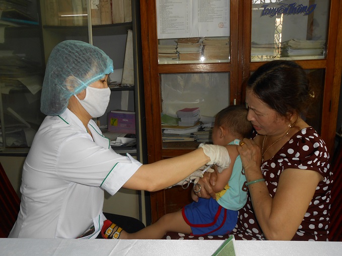 Tiêm phòng vắc xin ho gà là phương pháp phòng bệnh hiệu quả nhất cho trẻ